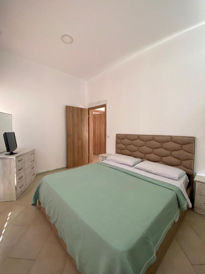 Eri Apartament Химара Экстерьер фото