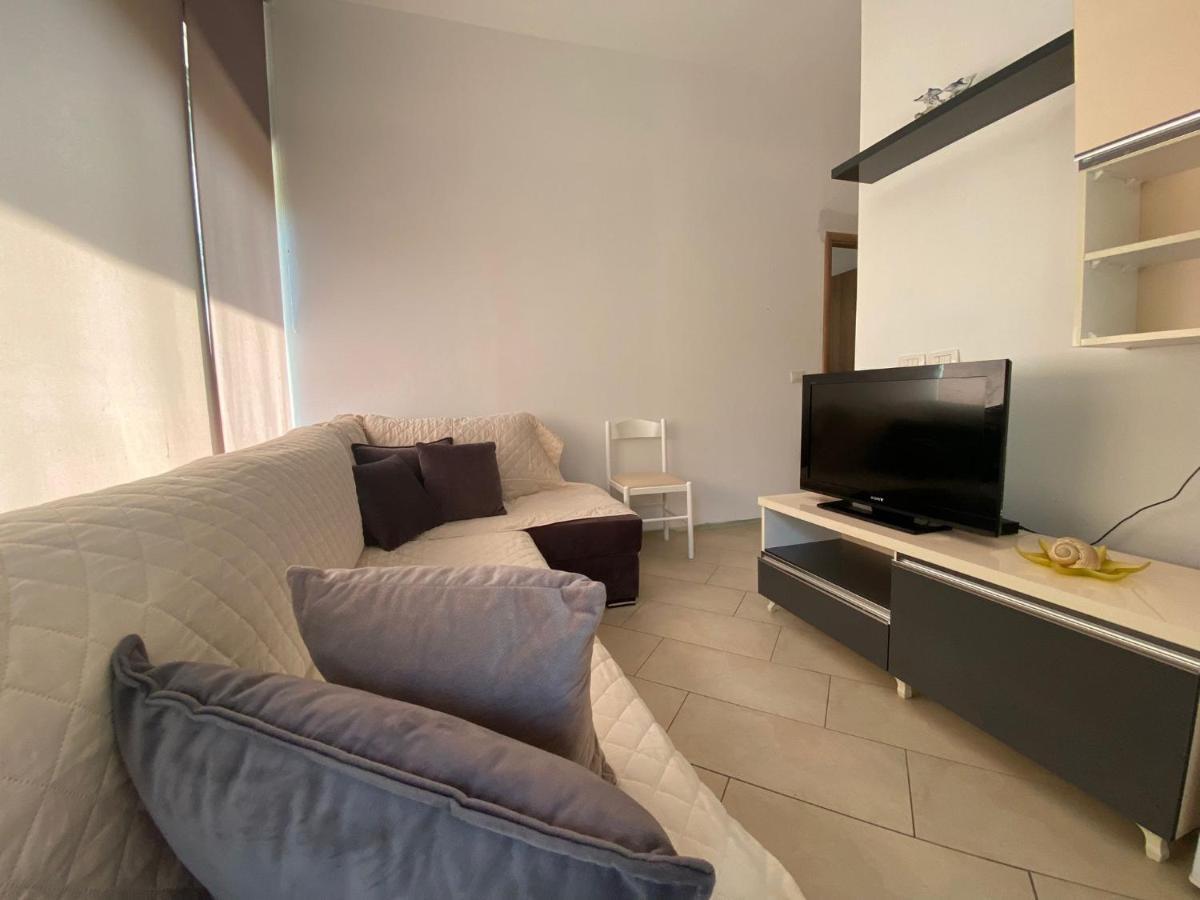 Eri Apartament Химара Экстерьер фото